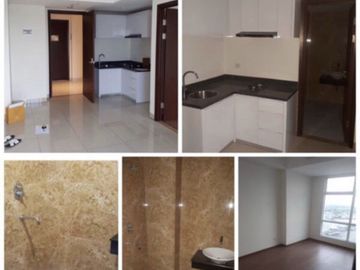 hunian mewah furnish tengah kota di Grand Sungkono lagoon Surabaya
