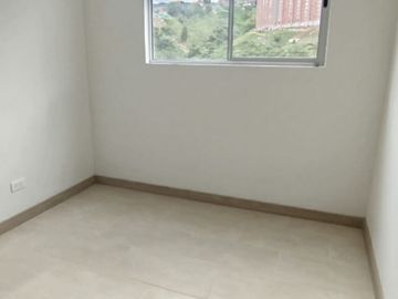 apartamento en arriendo en calasanz. Cod A218007