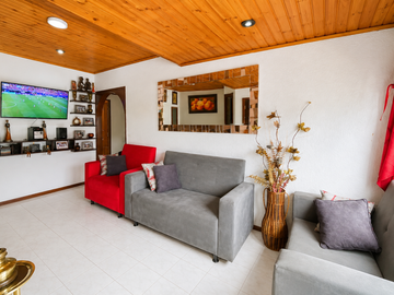 apartamento en venta en toscana-suba. Cod V121133265