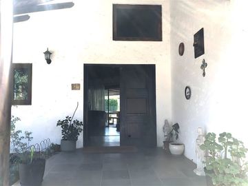 Casa en venta de 4 dorm. en Colina