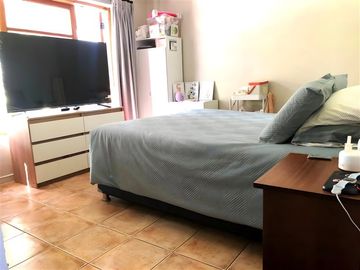 Casa en venta de 4 dorm. en Colina
