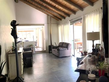 Casa en venta de 4 dorm. en Colina