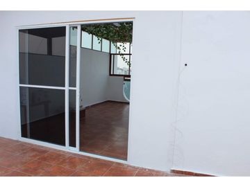 CASA EN CONDOMINIO EN VENTA A ORILLA DEL LAGO 