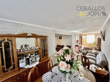 Casa en venta de 3 dorm. en Villa Alemana