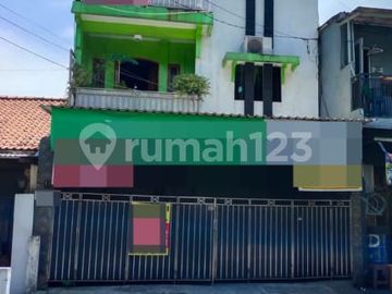Ruko Siap Huni 3 Lantai Lokasi Strategis di Cipete, Jakarta Selatan