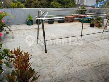 Ruko Siap Huni 3 Lantai Lokasi Strategis di Cipete, Jakarta Selatan