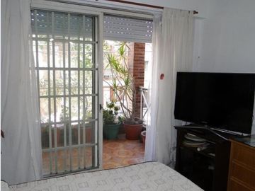 Villa Urquiza, Excelente PH Tipo Casa en Triplex 4 Amb, Entrada Independiente, Cochera