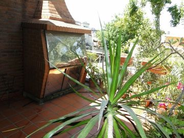 Villa Urquiza, Excelente PH Tipo Casa en Triplex 4 Amb, Entrada Independiente, Cochera