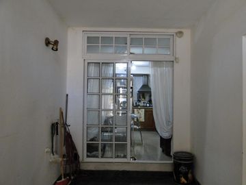 Villa Urquiza, Excelente PH Tipo Casa en Triplex 4 Amb, Entrada Independiente, Cochera