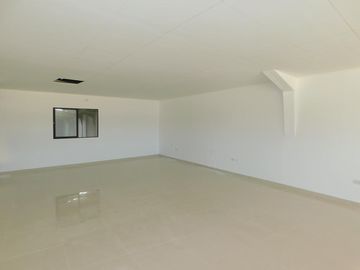 bodega en arriendo/venta en ternera. Cod V88894