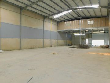 bodega en arriendo/venta en ternera. Cod V88894