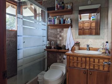 Hermosa casa 3 dormitorios, Conjunto Privado, Tumbaco