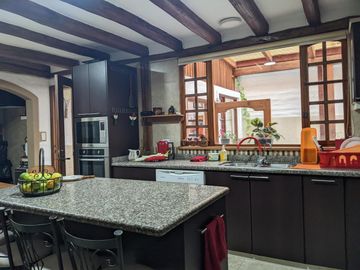 Hermosa casa 3 dormitorios, Conjunto Privado, Tumbaco