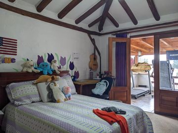 Hermosa casa 3 dormitorios, Conjunto Privado, Tumbaco