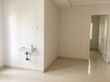 Rumah 2,5 Lantai Siap Huni Di Bintaro - Gb 0800 Br