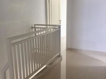 Rumah 2,5 Lantai Siap Huni Di Bintaro - Gb 0800 Br