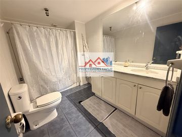Casa 230/392 5D 4B piscina terraza 46m2 quincho Remodelada