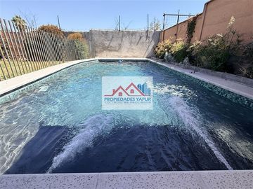 Casa 230/392 5D 4B piscina terraza 46m2 quincho Remodelada