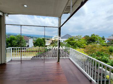 Rumah Cantik VIew Gunung Lt 371 Kt 4 Sentul City