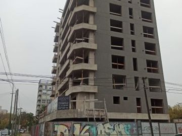 Venta de departamento en Ituzaingo, oportunidad de contado en pozo