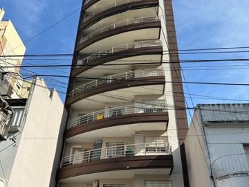 Semipiso en venta en Lanus Oeste