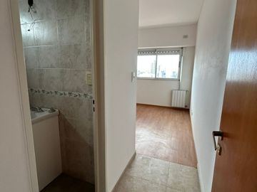 Semipiso en venta en Lanus Oeste