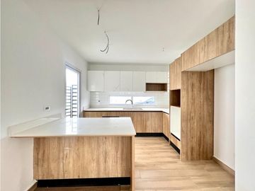 PORTOMANTA | CASAS EN VENTA AL SUR DE MANTA