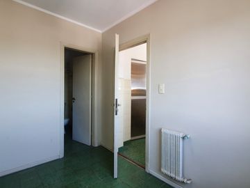 Venta - Departamento cuatro ambientes c/dep y dos cocheras en primera linea de mar - B Maritimo 5611