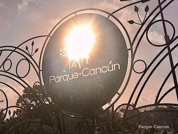 Condominio con Spa, restaurante, sky lounge, cine, concierge, área para perros y