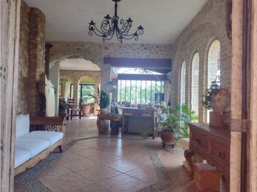 CASA EN VENTA EN EXCLUSIVA ZONA NORTE DE CUERNAVACA