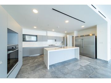 For sale P.H. Upper East A