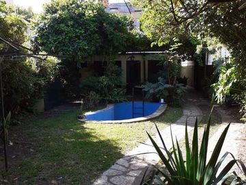 Casa Fondo en venta en Temperley Oeste