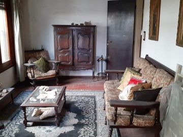 Casa Fondo en venta en Temperley Oeste