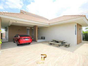 Charming 3 Bedroom House For Sale At - Ibreeze View