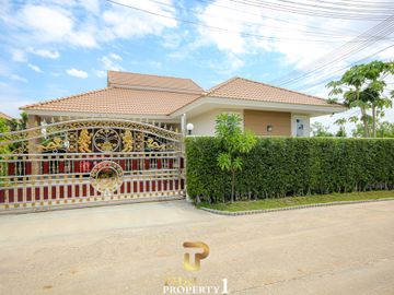 Charming 3 Bedroom House For Sale At - Ibreeze View