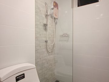 Charming 3 Bedroom House For Sale At - Ibreeze View