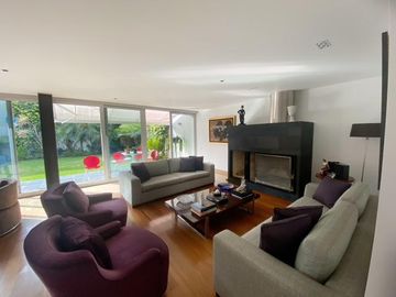 CASA EN VENTA EN SAN ISIDRO FRENTE AL PARQUE ACOSTA