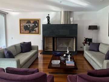 CASA EN VENTA EN SAN ISIDRO FRENTE AL PARQUE ACOSTA