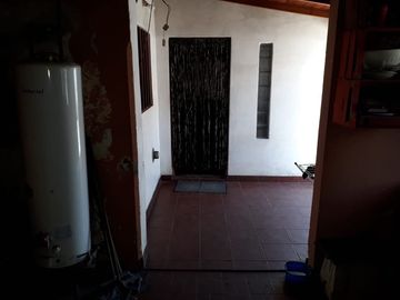 LATORRE PROP VENDE CHALET DE 3 AMB+DEPTO DE 2 AMB+GALPON DE 200 M2