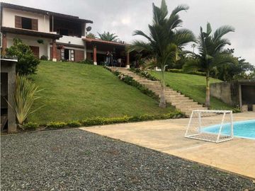 CASA CAMPESTRE EN EL CARMEN - DAGUA VALLE DEL CAUCA