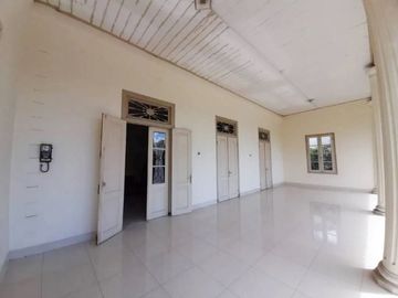 Jual Rumah Klasik di Pusat Kota Magelang
