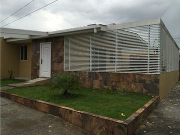 SE VENDE HERMOSA CASA EN RIO ABAJO 3REC 200M2
