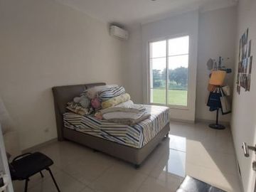 CLUSTER PURI AYU SUVARNA SUTERA SUDAH RENOVASI LUAS 450