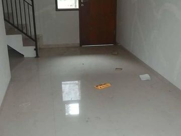 rumah eksklusif di sariwangi dengan udara pegunungan dkt tol,pusat kota,view kota