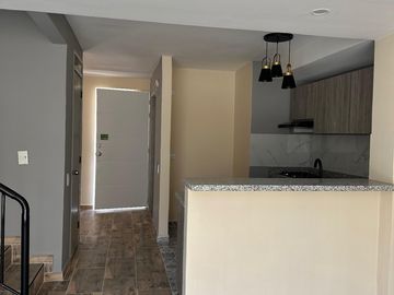 casa en venta en parque natura. Cod V7470481