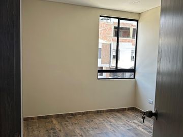 casa en venta en parque natura. Cod V7470481
