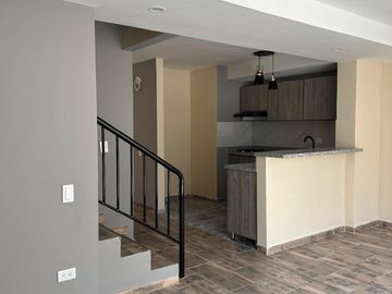 casa en venta en parque natura. Cod V7470481