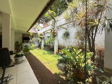 Rumah Strategis di Salemba Peluang Investasi Bisnis Dan Hunian