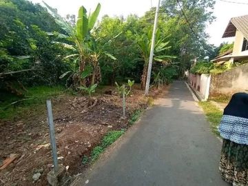 Dijual tanah untuk rumah 300 m2 Ciseureuh dekat SMPN5 Purwakarta