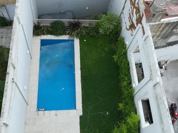 Excelente monoambiente en L en Parque Chacabuco